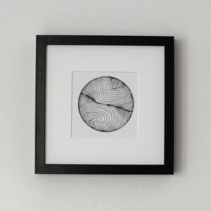 Circle wavy line art